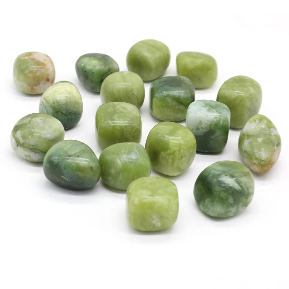 🔮 Natural Australian Jade Stone – Irregular Crystal Specimen (20–30mm)