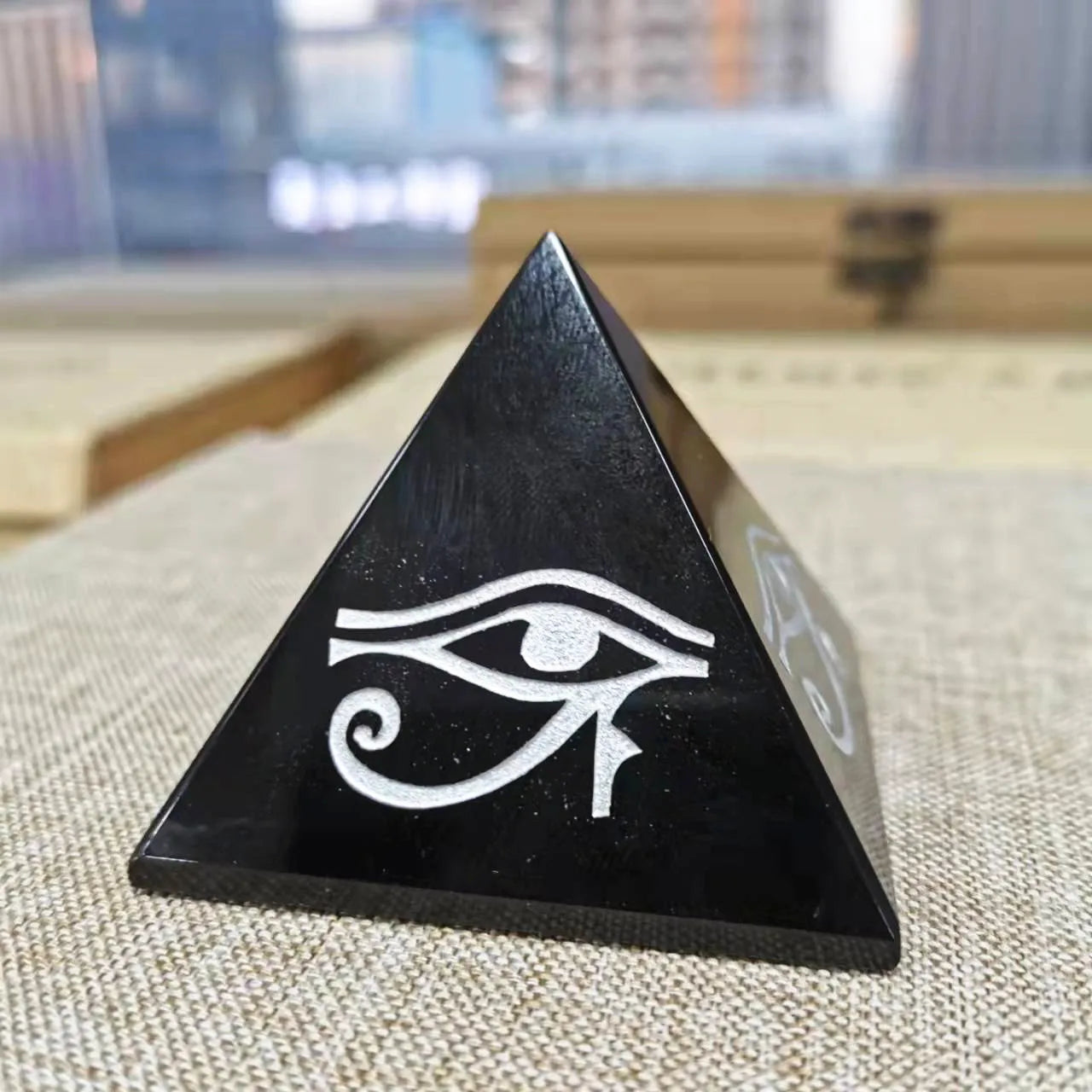 🖤 Black Obsidian Healing Pyramid – 40–50mm