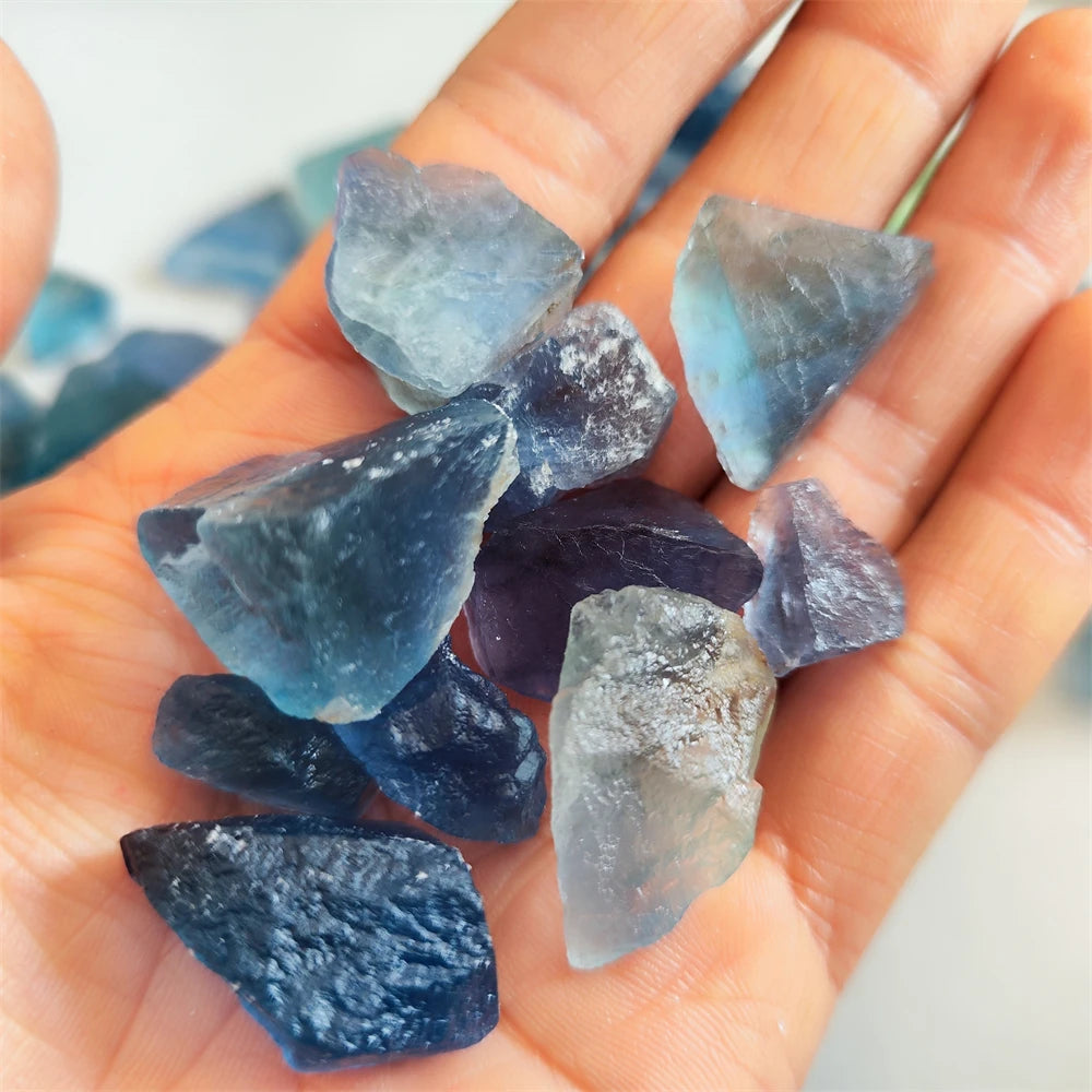 🔮 Raw Fluorite Crystal Specimen – Natural Mineral for Chakra Healing & Home Decor