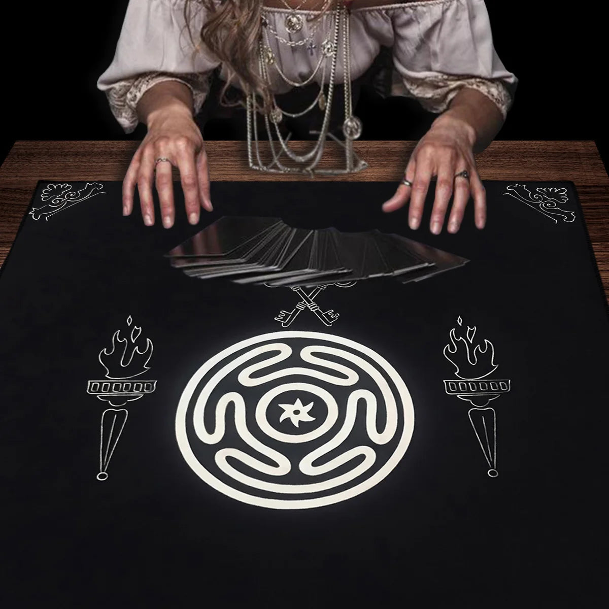 🌒🔮 Hecate Goddess Tarot Tablecloth — Altar Cloth for Readings, Divination & Rituals