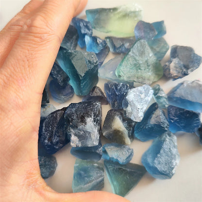 🔮 Raw Fluorite Crystal Specimen – Natural Mineral for Chakra Healing & Home Decor