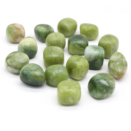 🔮 Natural Australian Jade Stone – Irregular Crystal Specimen (20–30mm)