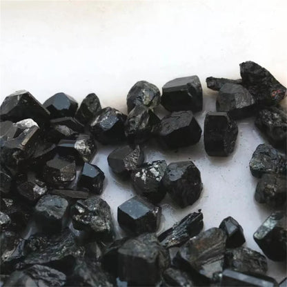 ⚫ Natural Black Tourmaline Raw Crystal Stone — Energy Shield & Purification Mineral