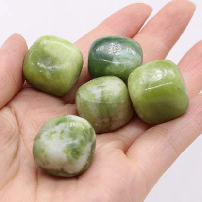 🔮 Natural Australian Jade Stone – Irregular Crystal Specimen (20–30mm)
